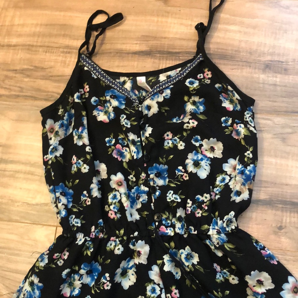Romper - Picture 3 of 3